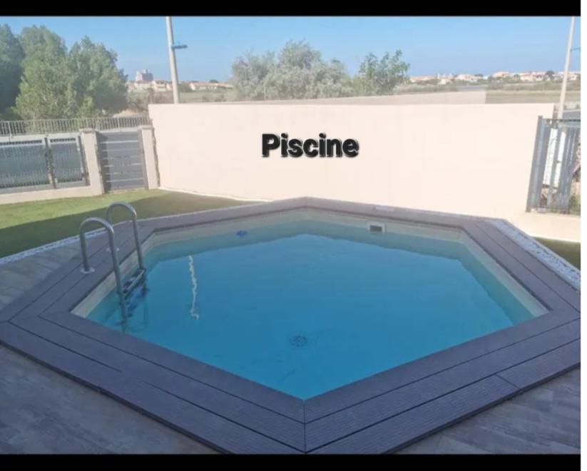 Maison 8 Couchages Clim, Plage A Pied, Petite Piscine بورت-لا-نوفيل المظهر الخارجي الصورة
